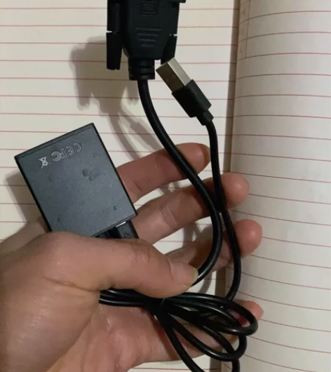 vga转HDMI 请看清楚蓝色的一头插电脑...