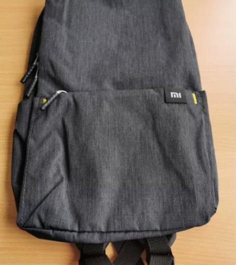 小米黑色小背包，全新闲置转让 感兴趣的话点...