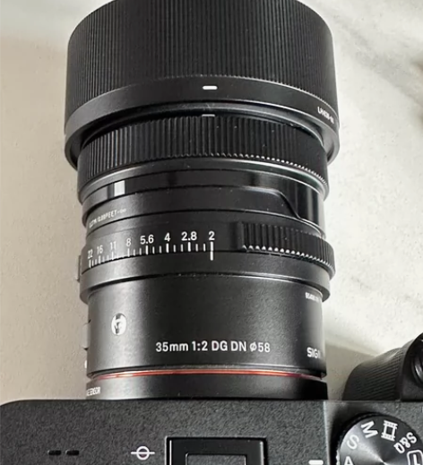 适马35 2DG DN几乎全新，无磕碰划痕...