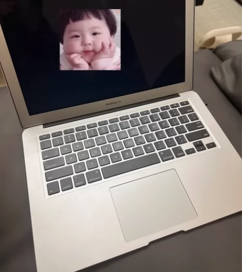 电脑太多，家里放着也是放着，转手转手，闲置...