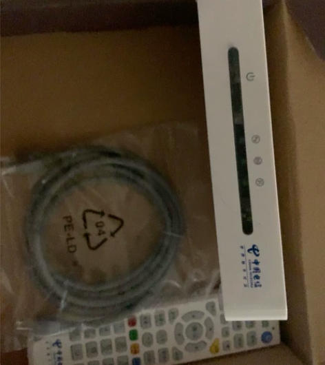 华为网络机顶盒，电信的。全新未用。看清楚下...
