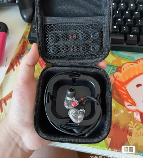 IE400pro，  95新， 监听入耳式...