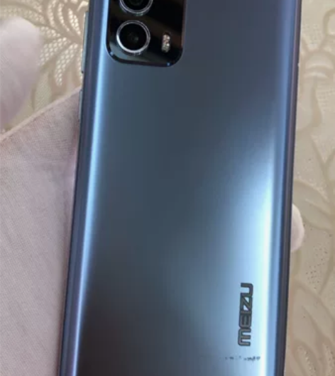 魅族18. 全原装，小花，8?128g ，...