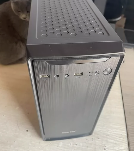 组装台式机主机成色好,苹果手机实拍图,办公...