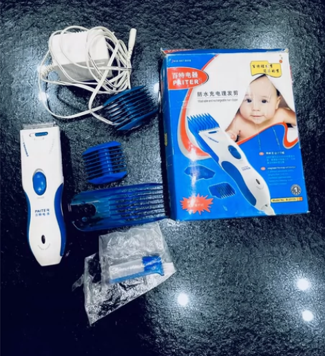 闲置 百特防水充电理发器 儿童 感兴趣的话...