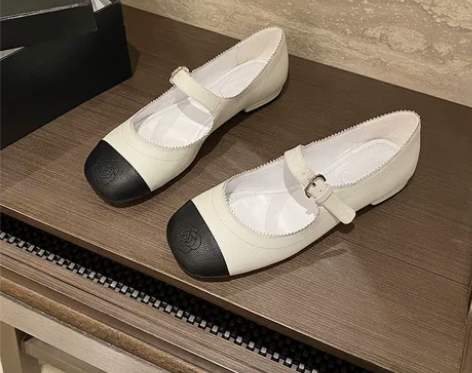 朱小蒙春季新款小香风玛丽珍鞋一字扣浅口刺