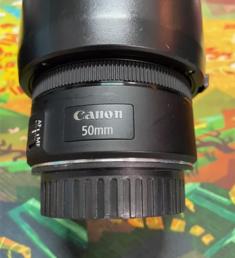 佳能 50mm f1.8 小痰盂 几乎全新...