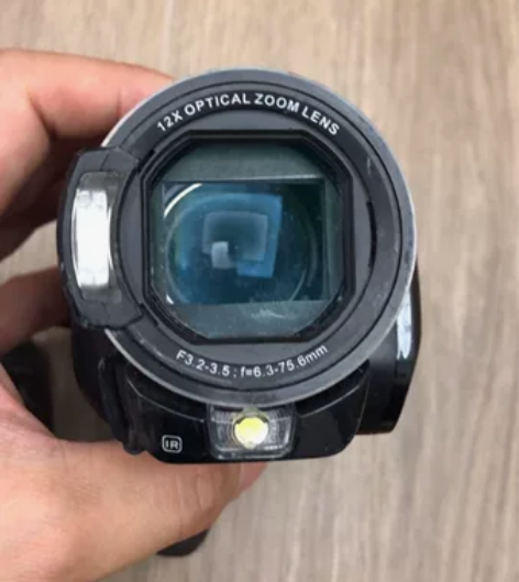 索尼HDR-CX1900E摄像机，现状如页...