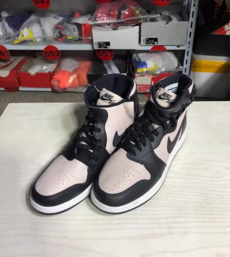 Jordan/乔丹，40码，Aj1高帮复古...