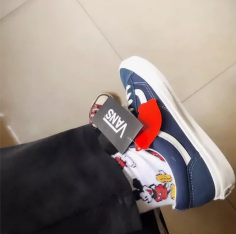 万斯，权志龙的，正品，穿过两次 感兴趣的话...