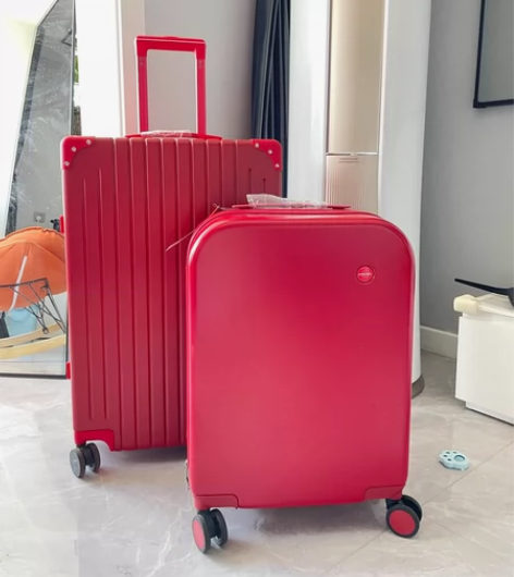 出售皮箱,全新 米熙 20寸登机箱 需要的...