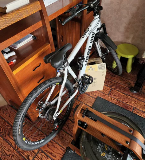 JEEP全新自行车，已安装。 单位的奖品，...