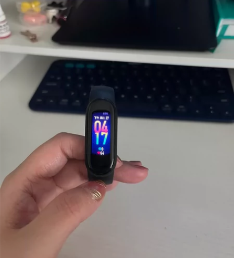 小米手环5 支持多种运动模式 功能完好 正...