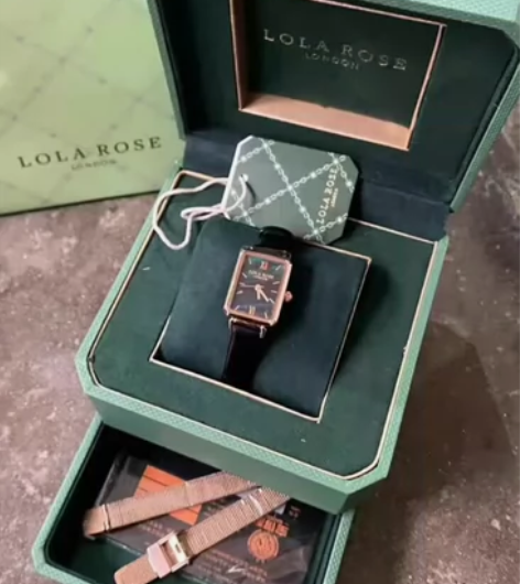 个人闲置低价出售前对象买的小绿表女士手表全...