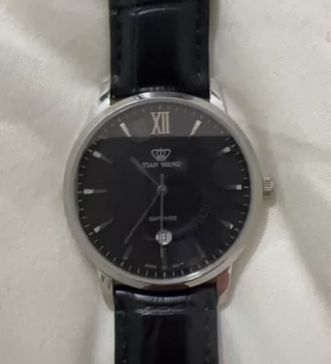 天王手表 戴了没有几次 很新 一款瑞士机芯...