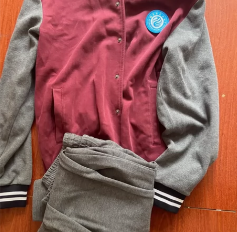 湖南师大二附中秋季校服一套，175，9成新...