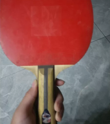 红双喜球拍四星。 感兴趣的话点“我想要”和...