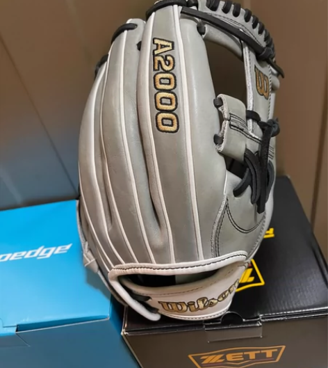 Wilson A2000棒垒球手套 全新 ...