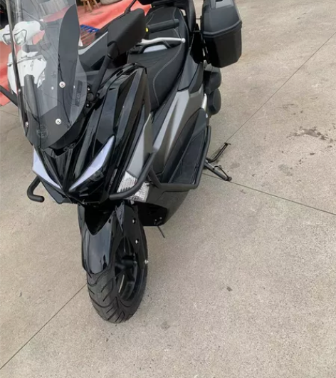 2023年6月9号上牌，3公里新车，硬牌都...