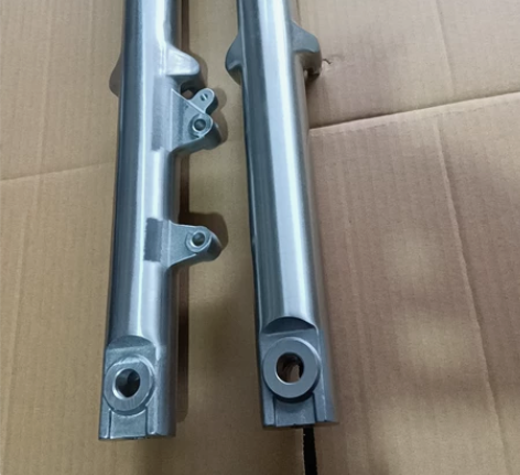 鑫源400棍王原厂前减震，直径35MM，轴...