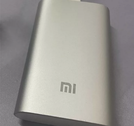 正品小米移动电源10000MAh 包邮 官...