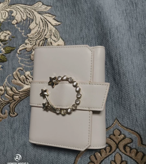 纽芝兰的钱包 九九新没什么使用痕迹 低价出...