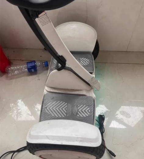 小米九号平衡车，燃动版，放家里一年多了，没...