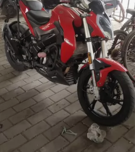 贝纳利  小迅龙150 感兴趣的话点“我想...