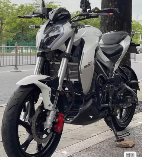 出售新到现货2020年购买粤D户贝纳利小迅...