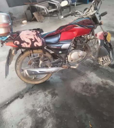 钻豹运动版125进口机 感兴趣的话点“我想...