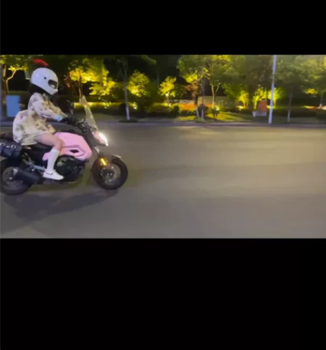 22年春风狒狒125 个人出售3手很新买来...