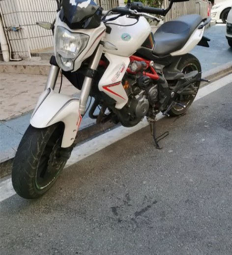 2015年黄龙300 安全行驶13000公...