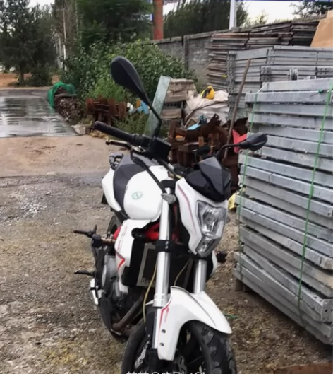 黄龙300 感兴趣的话点“我想要”和我私聊...