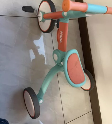Hape平衡车，三轮车，二合一，轻微使用痕...