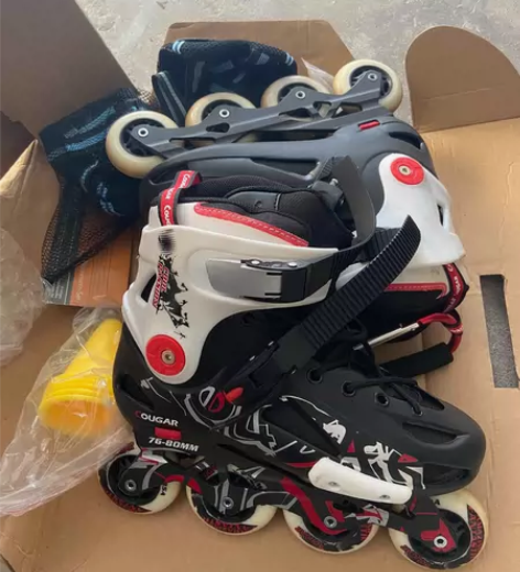 美洲狮 轮滑鞋套装 溜冰鞋儿童套装 可调轮...