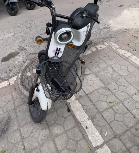 二手电动车便宜出关联新国标电动车九号小牛雅...