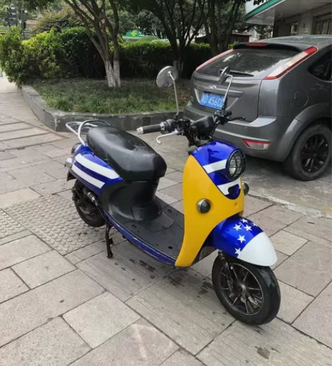 9成新电动车低价转让，车子外观如图实拍照片...