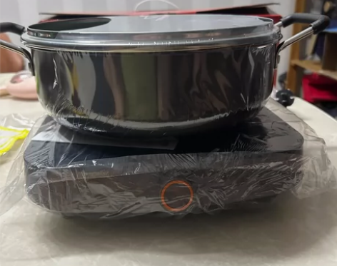 自家闲置的九阳电火锅全新未使用 家里太占地...