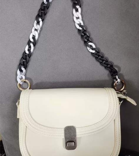 全新亚克力拼色麻将包，腋下包肩带，手提包时...