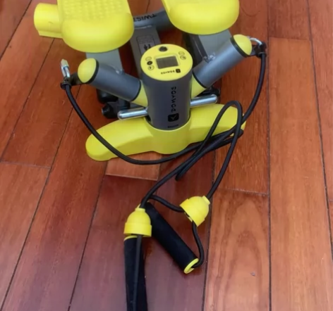 踏步机家用静音小型女瘦腿减肥神器多功能原地...