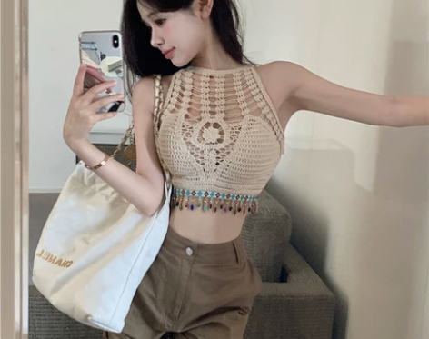 波西米亚辣妹上衣三亚旅游拍照吊带旅行穿搭网...