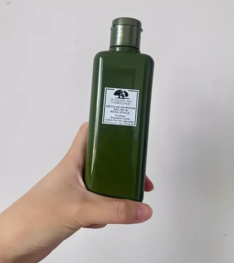 别人送的，还剩一半的量，喜欢的低价拿走吧 ...