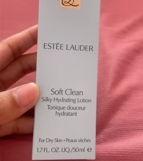 雅诗兰黛50毫升柔肤水 感兴趣的话点“我想...