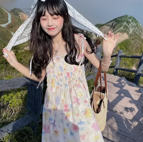 楞之岛甜美复古温柔碎花桔梗吊带裙花苞小个子...