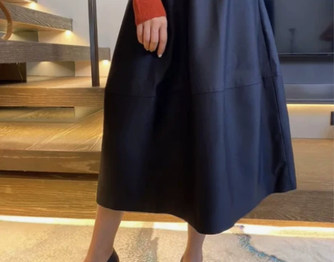 赫本式优雅中长款花苞裙L码 感兴趣的话点“...