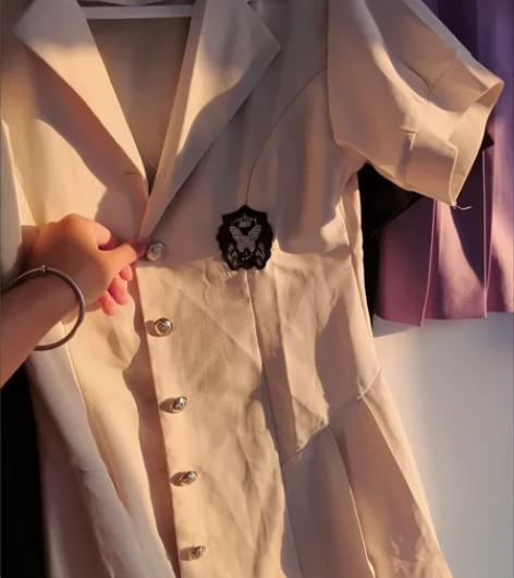 学院风西装连衣裙，全新35包邮送到家！清仓...