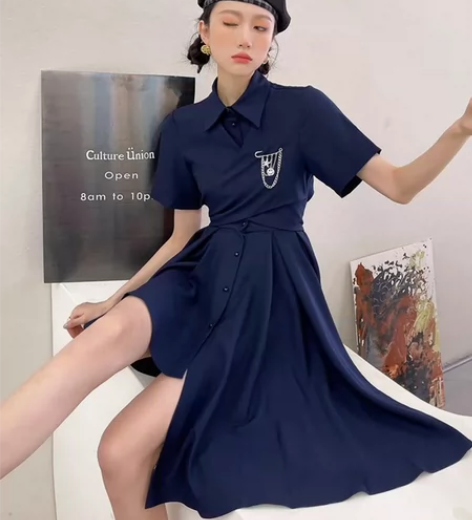 便宜出全新设计小众学院风高级感夏季漏腰连衣...