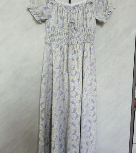 法式碎花连衣裙女2023新款夏季方领泡泡袖...