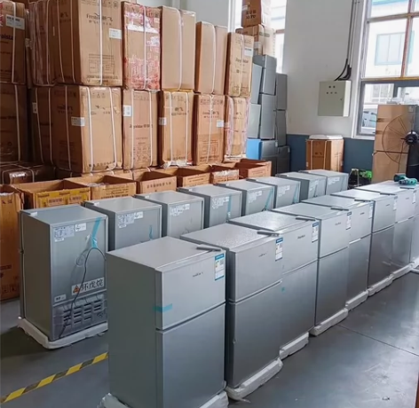 [工厂甩卖]特价冰箱美的海尔小型双门宿舍出...