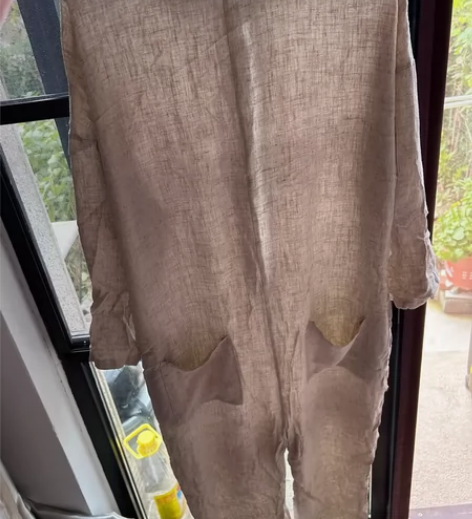 连体裤亚麻的！！品牌货包正，质量很好 ，对...